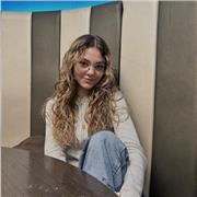 No tengo experiencia enseñando, solo al hermano pequeño de mi novio, y si es primaria puedo enseñar fácil.